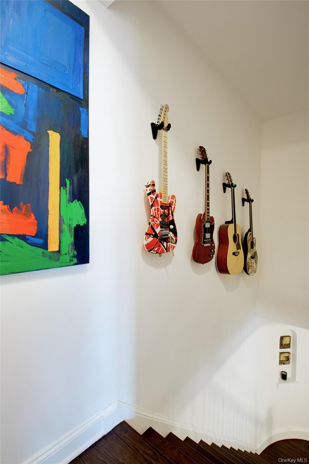 #18 photo, 127 Second Street, Garden City , NY 11530