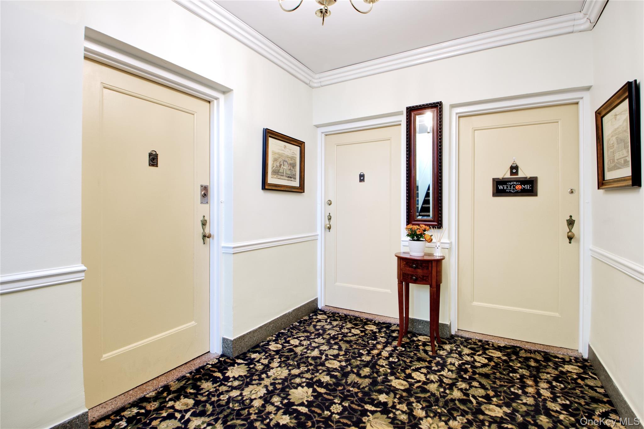 #4 photo, 127 Second Street, Garden City , NY 11530