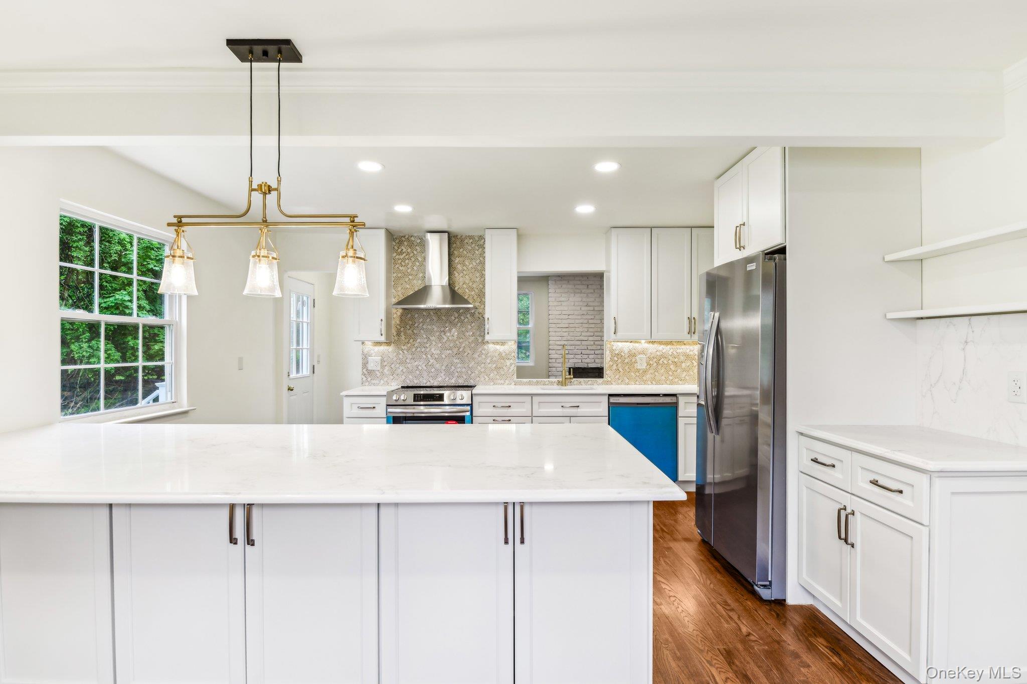 #4 photo, 8 Mill Lot Road, サフォーク郡 Middle Island , NY 11953