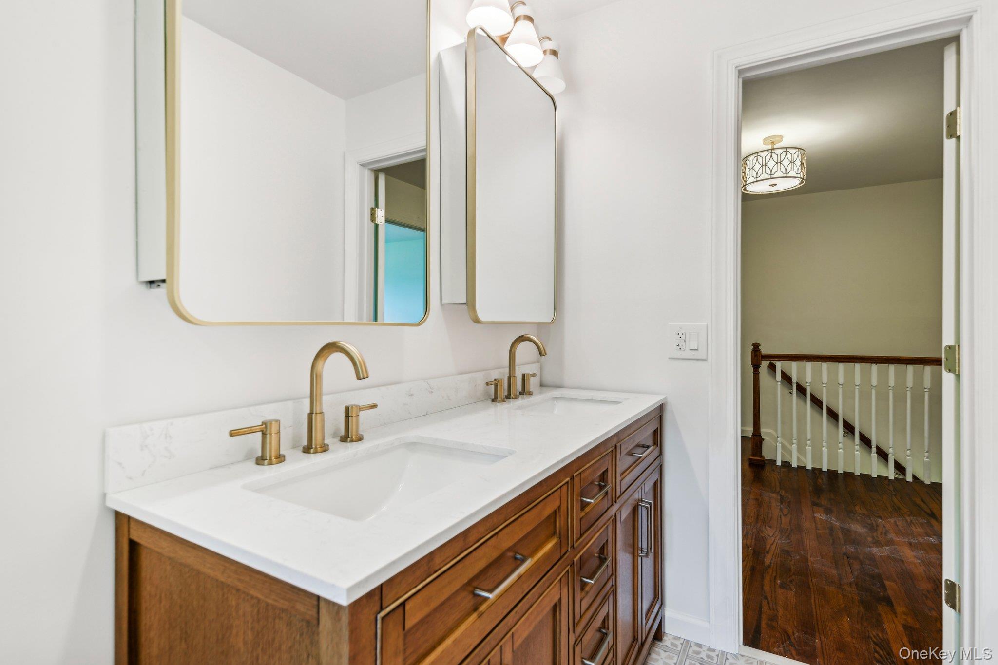 #9 photo, 8 Mill Lot Road, サフォーク郡 Middle Island , NY 11953