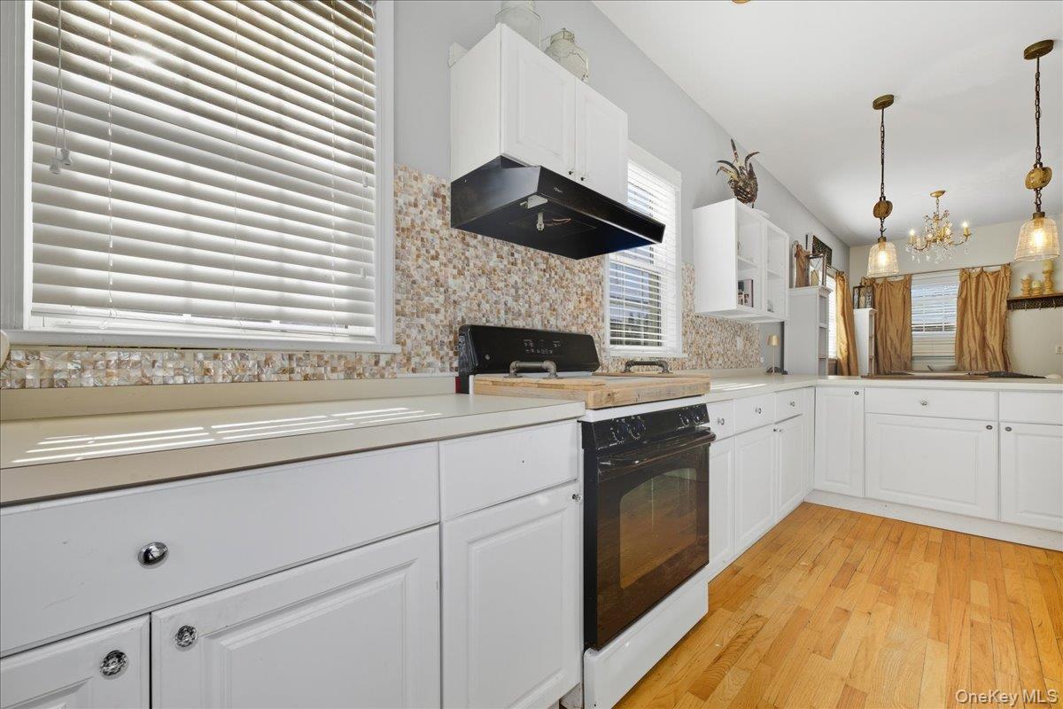 #13 photo, 5 9th Street, Bayville , NY 11709