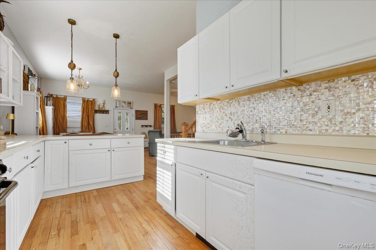 #15 photo, 5 9th Street, Bayville , NY 11709