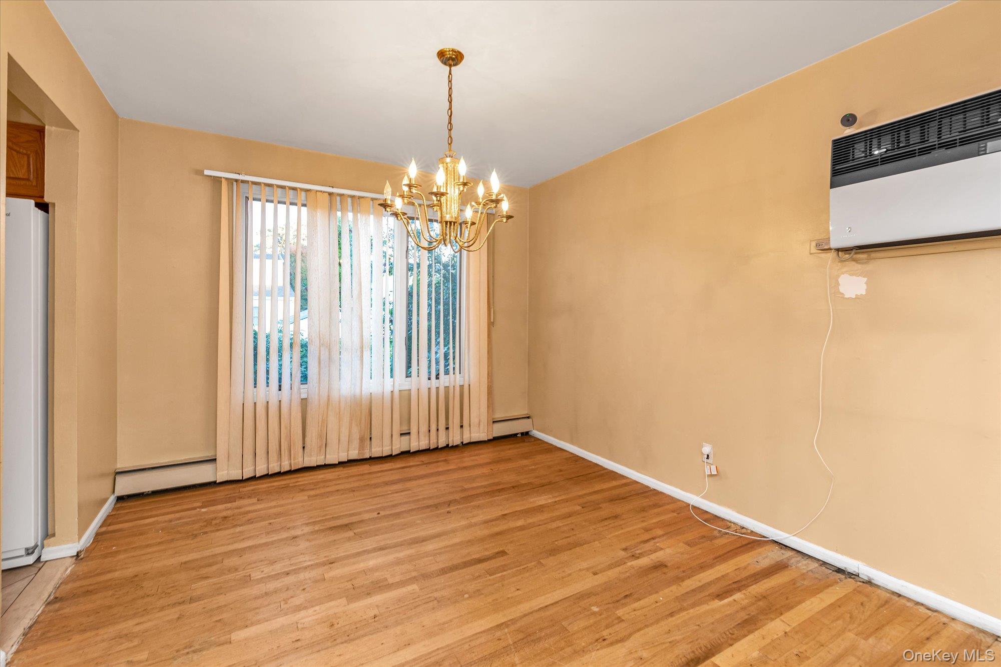 #7 photo, 1827 Jefferson Avenue, ナッソー郡 North Bellmore , NY 11710