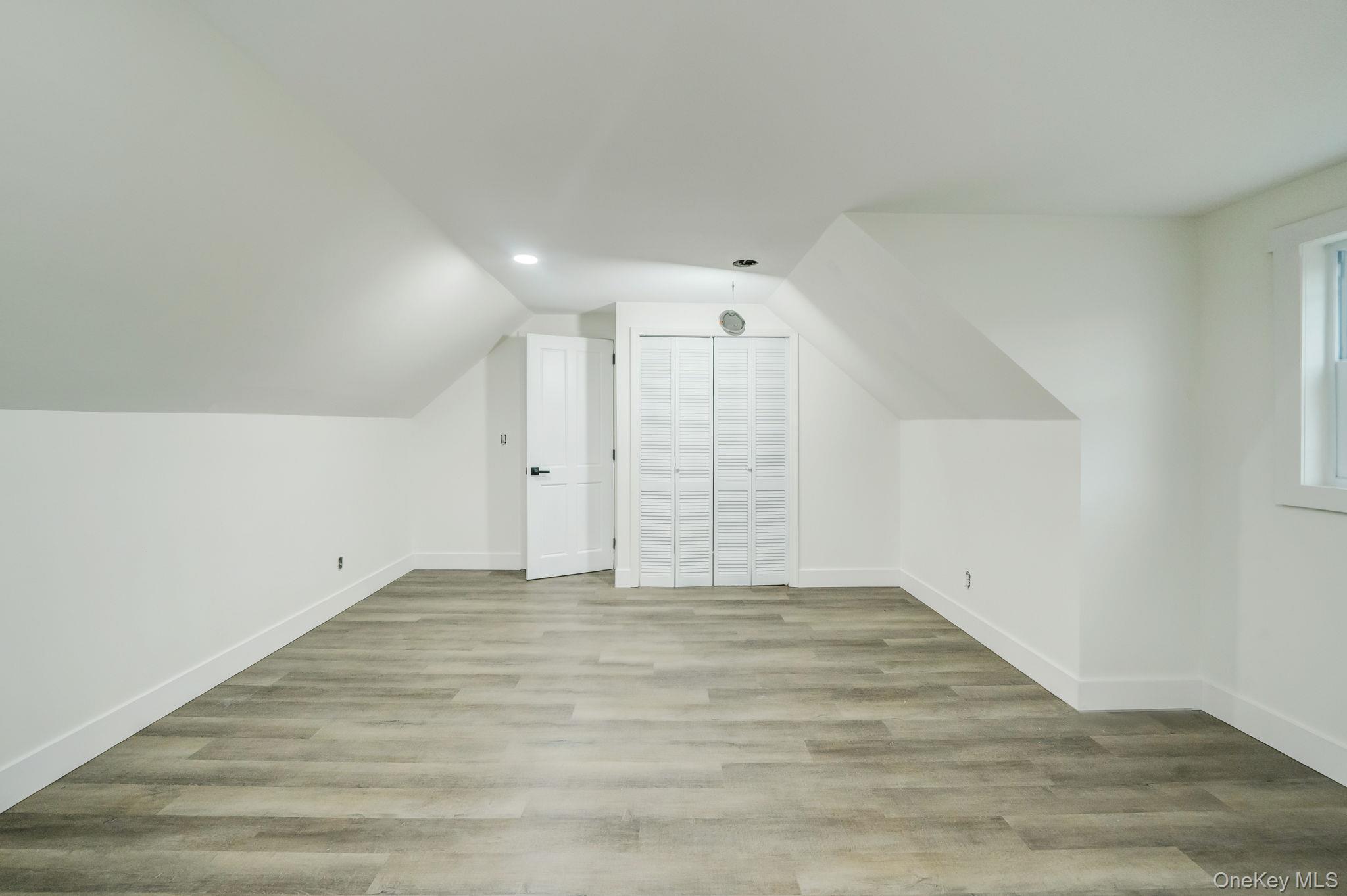 #18 photo, 246 Woodlawn Avenue, Saint James , NY 11780