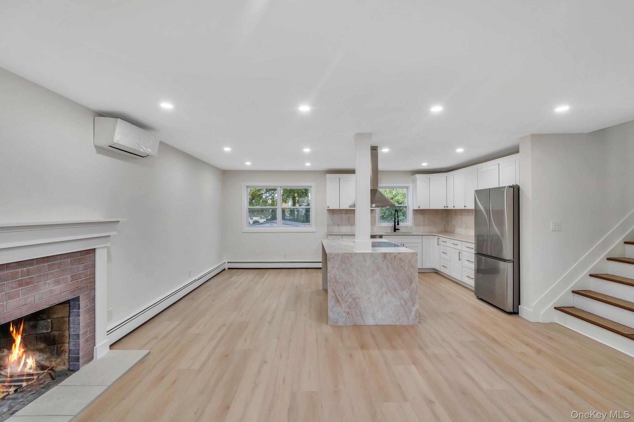 #7 photo, 246 Woodlawn Avenue, Saint James , NY 11780