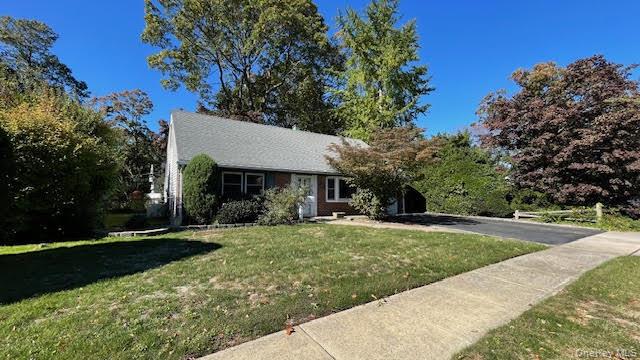 #10 photo, 1750 Yale Court, Wantagh , NY 11793