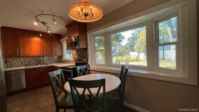 #11 photo, 1750 Yale Court, Wantagh , NY 11793