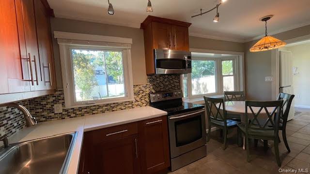 #13 photo, 1750 Yale Court, Wantagh , NY 11793