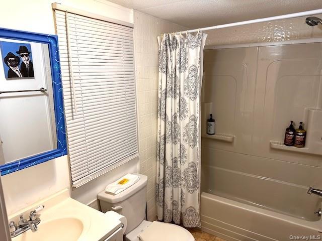 #13 photo, 8 Dartmouth Court, Loch Sheldrake , NY 12759