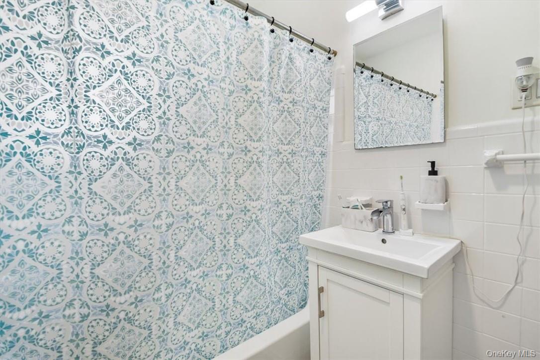 #15 photo, 1 Bayview Avenue, New Rochelle , NY 10801