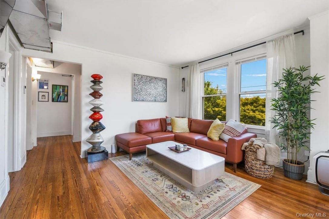 #8 photo, 1 Bayview Avenue, New Rochelle , NY 10801