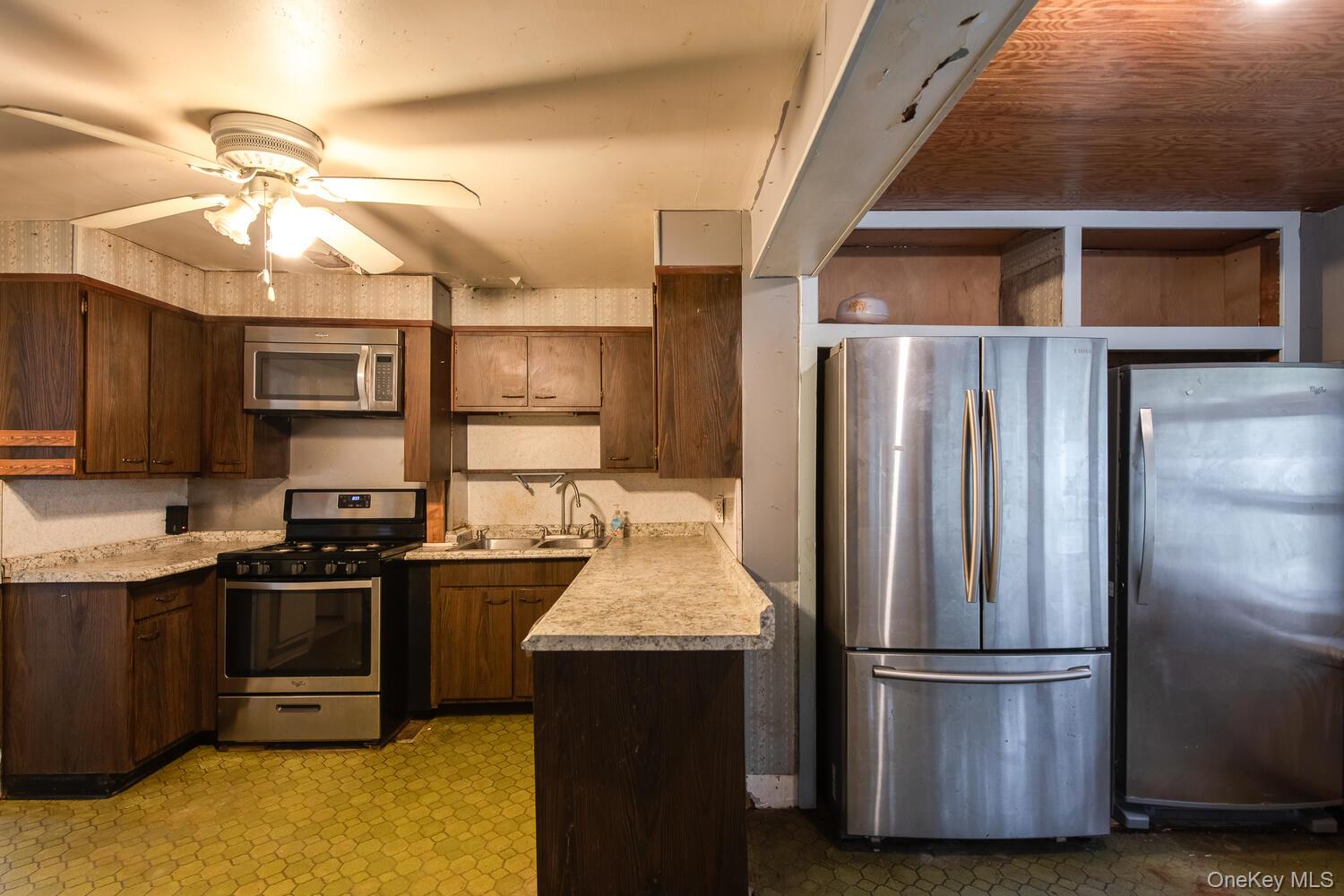 #11 photo, 88 Buckingham Avenue, Poughkeepsie , NY 12601