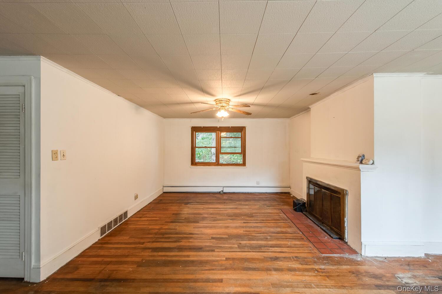 #7 photo, 88 Buckingham Avenue, Poughkeepsie , NY 12601