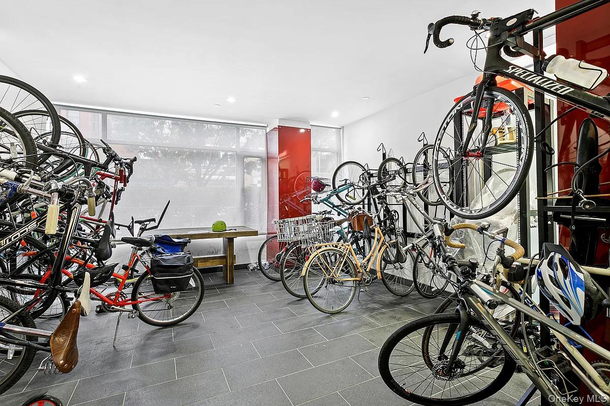 #10 photo, 238 Saint Marks Avenue, Brooklyn , NY 11238