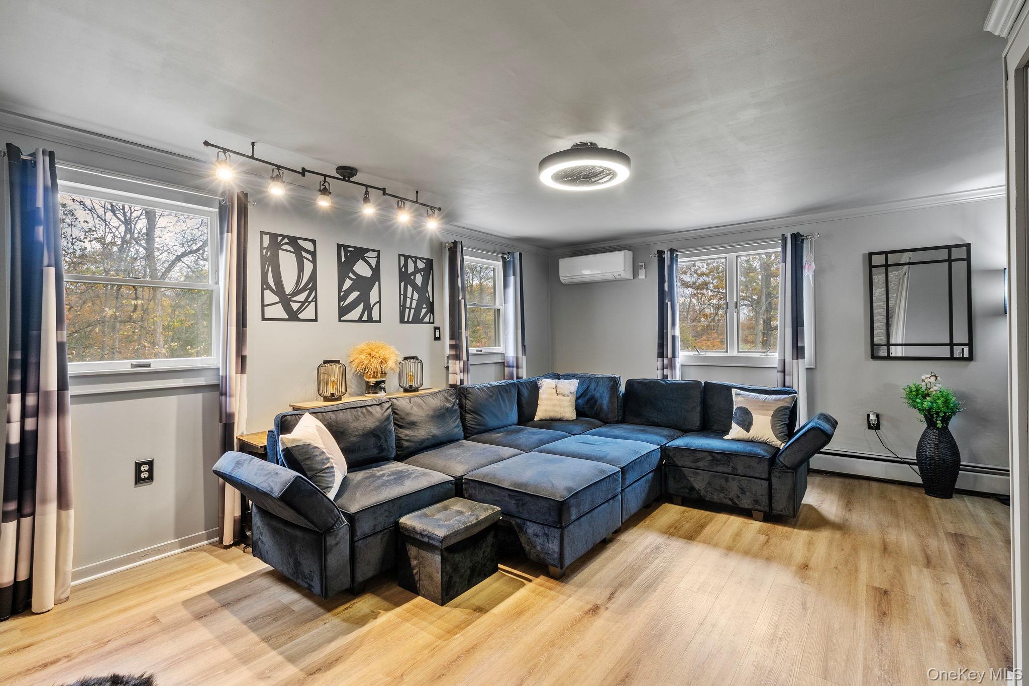 #5 photo, 168 Fostertown Road, Newburgh , NY 12550