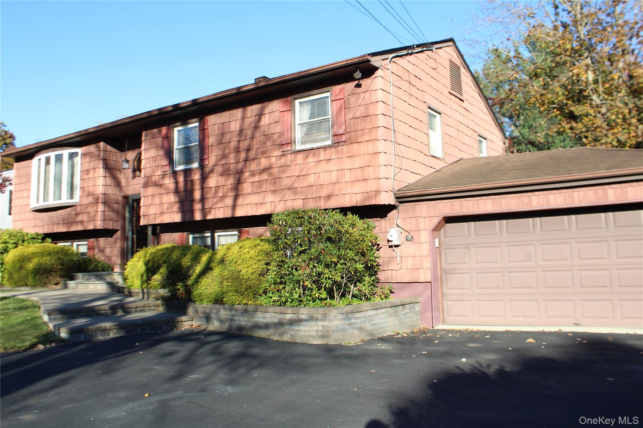 #1 photo, 76 Friendly Road, Mahopac , NY 10541