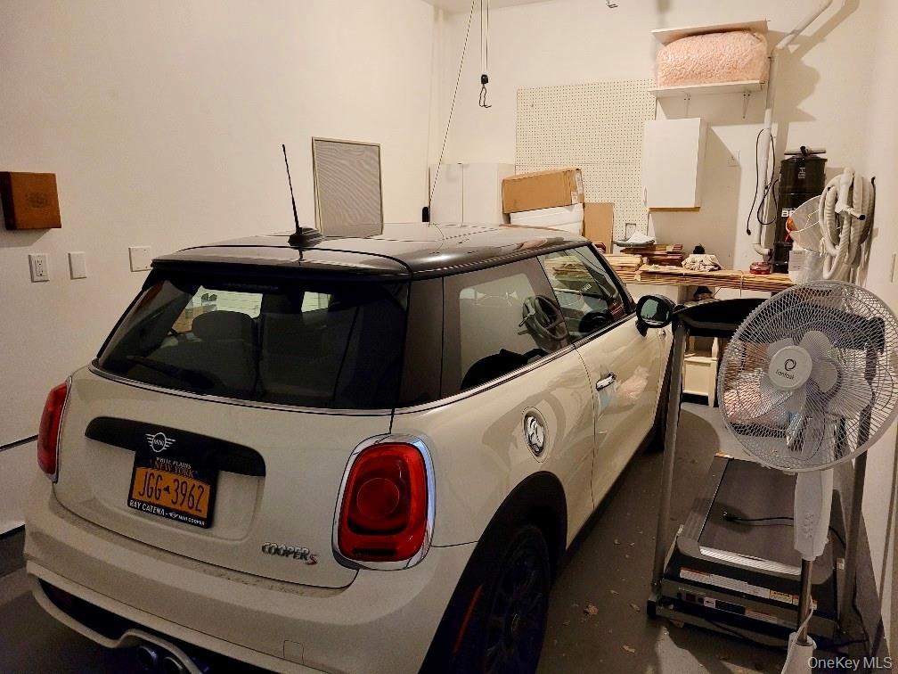 #14 photo, 2003 Half Moon Bay Drive, Croton-on-Hudson , NY 10520