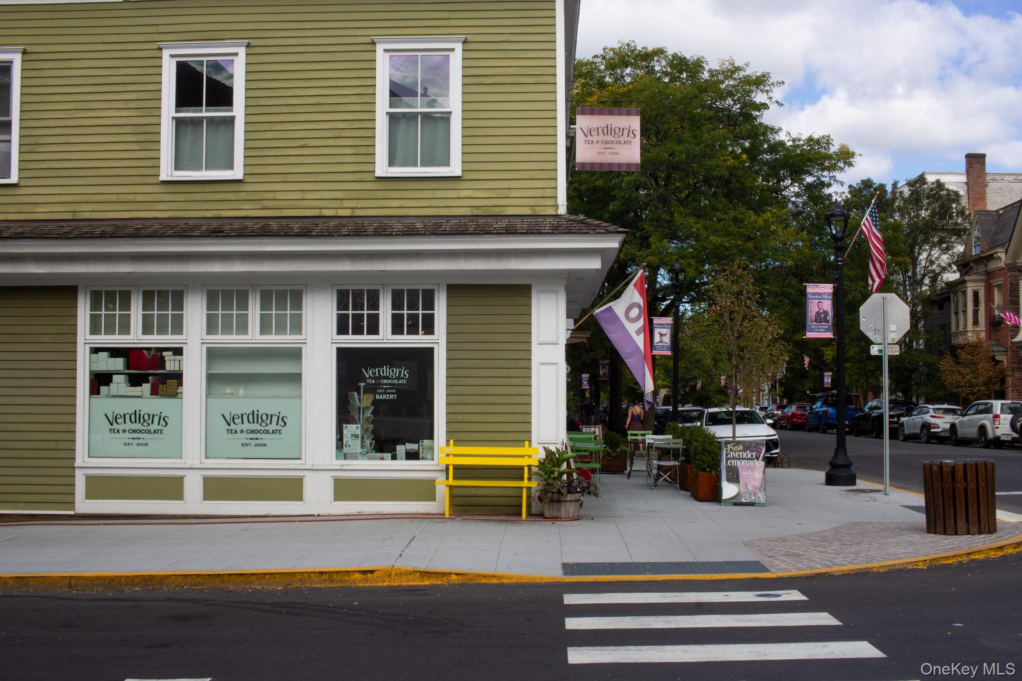 #3 photo, 135 Warren Street, Hudson , NY 12534