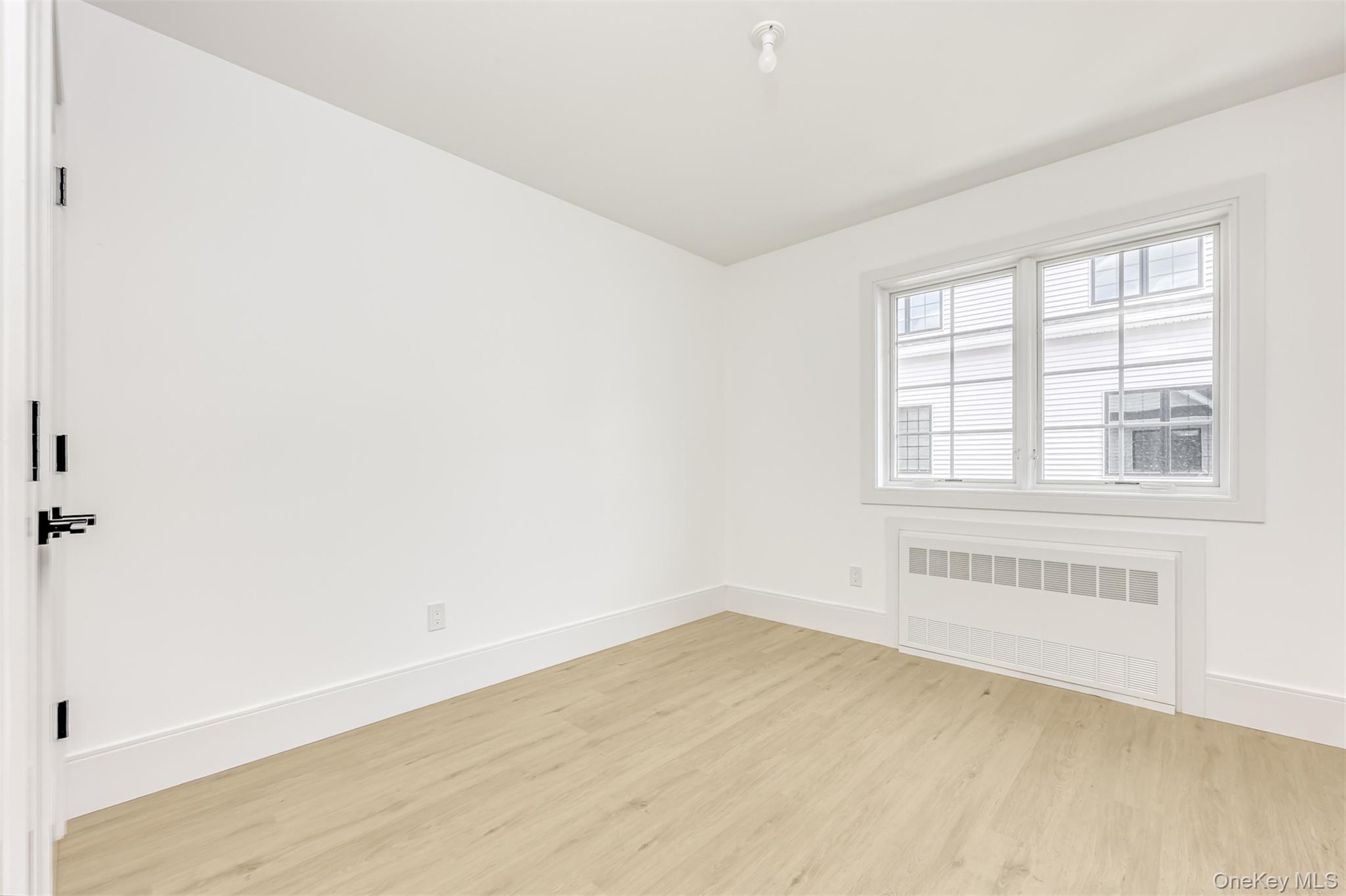 #16 photo, 28 Silverwood Circle, Suffern , NY 10901