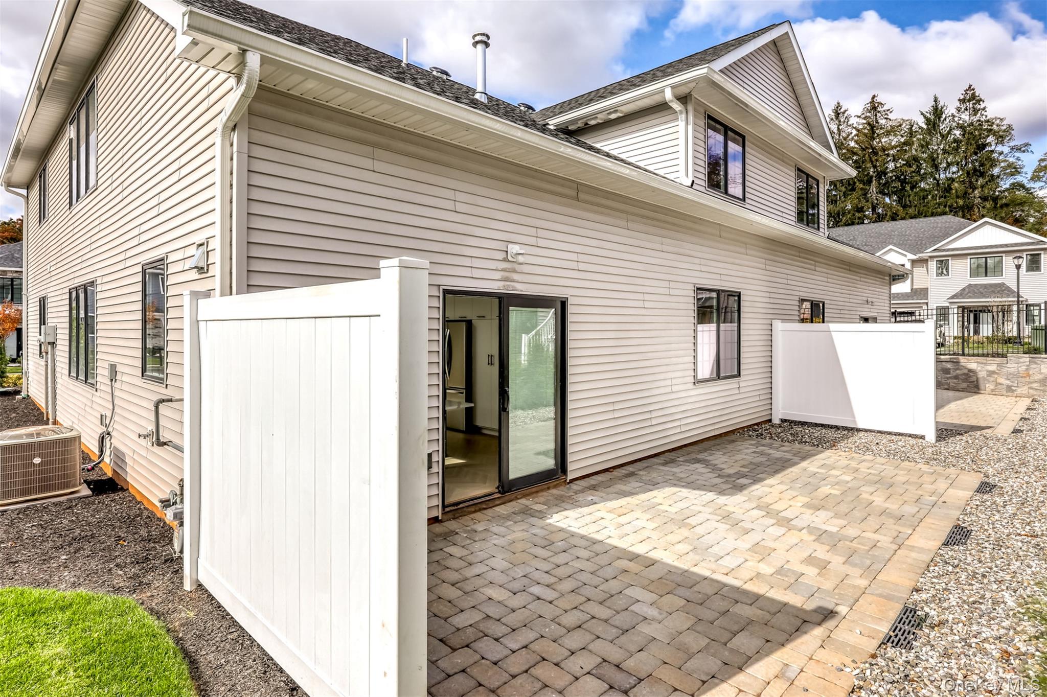 #20 photo, 28 Silverwood Circle, Suffern , NY 10901