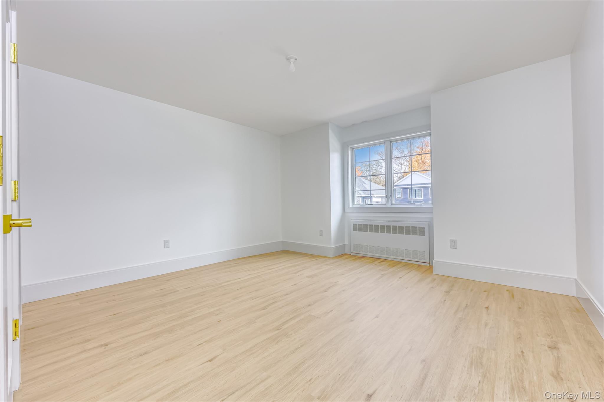 #17 photo, 14 Silverwood Circle, Suffern , NY 10901