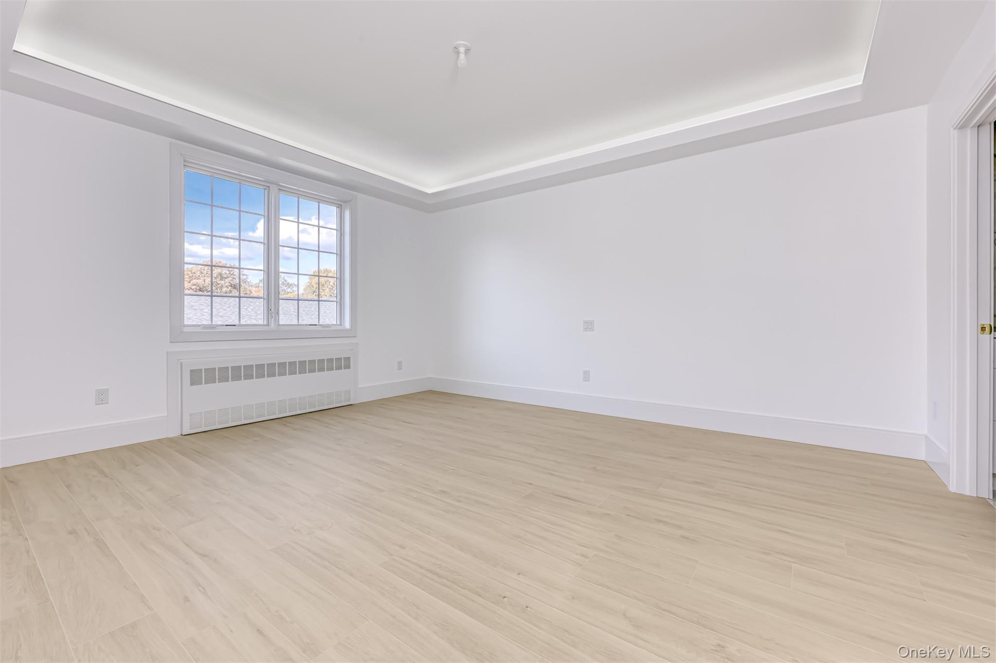 #9 photo, 14 Silverwood Circle, Suffern , NY 10901