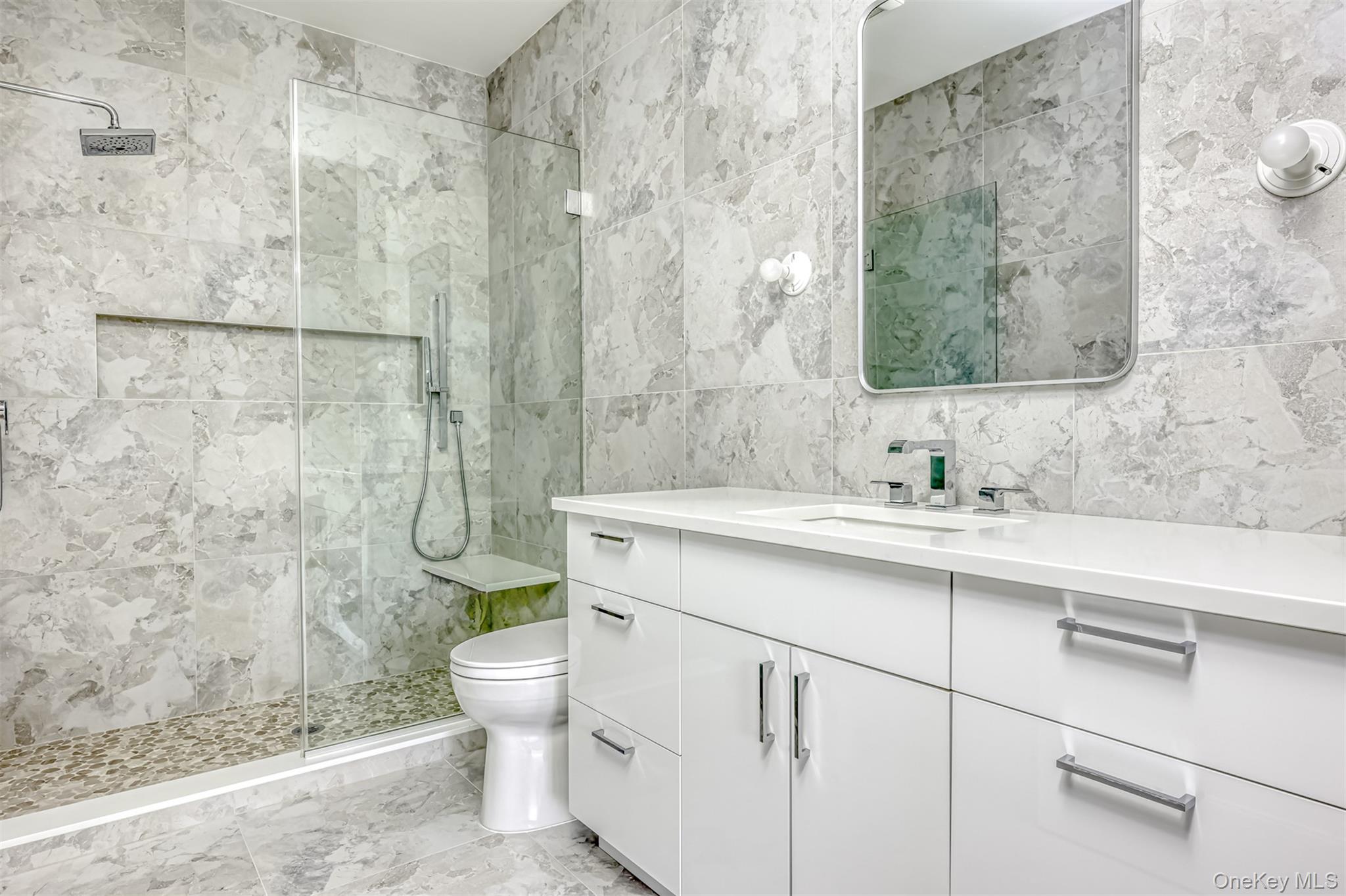 #13 photo, 16 Silverwood Circle, Suffern , NY 10901