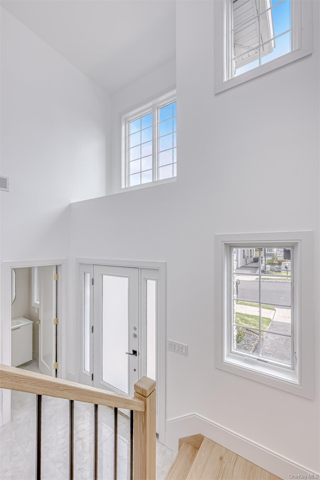 #3 photo, 16 Silverwood Circle, Suffern , NY 10901