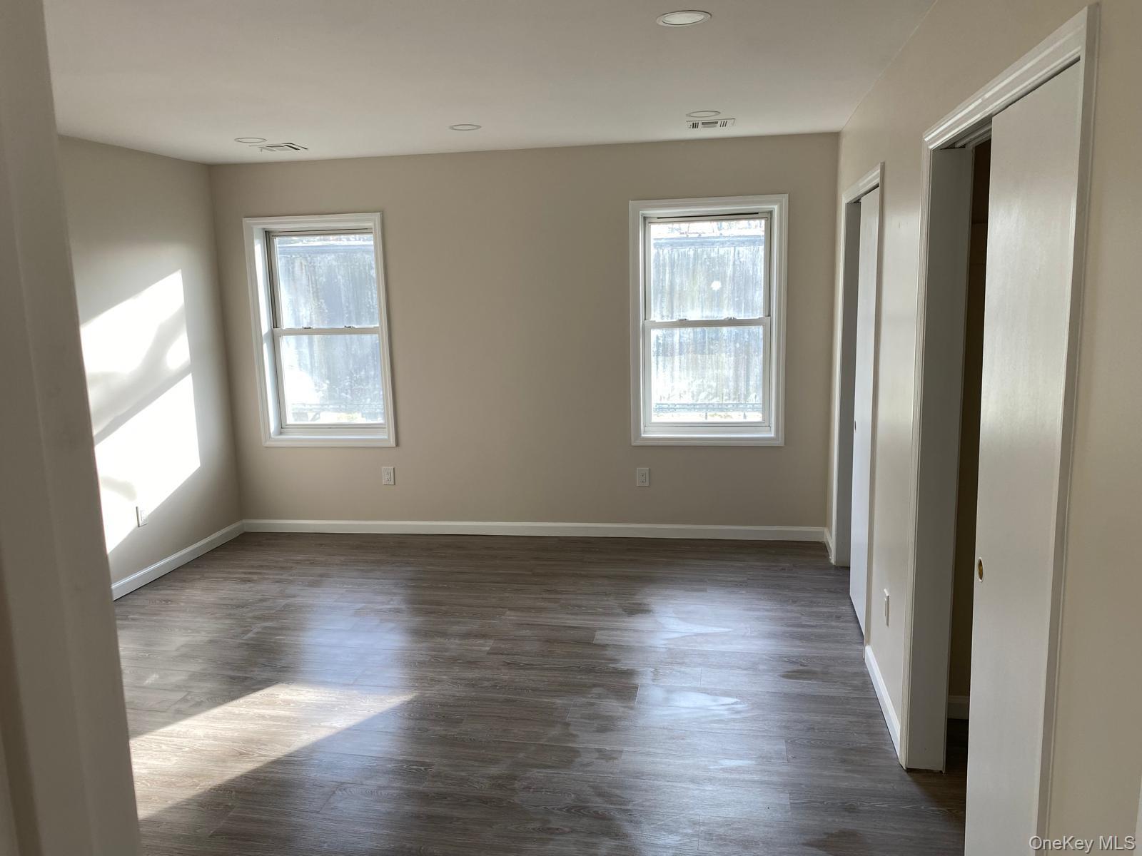 #1 photo, 15 Zazversky Road, Pine Bush , NY 12566