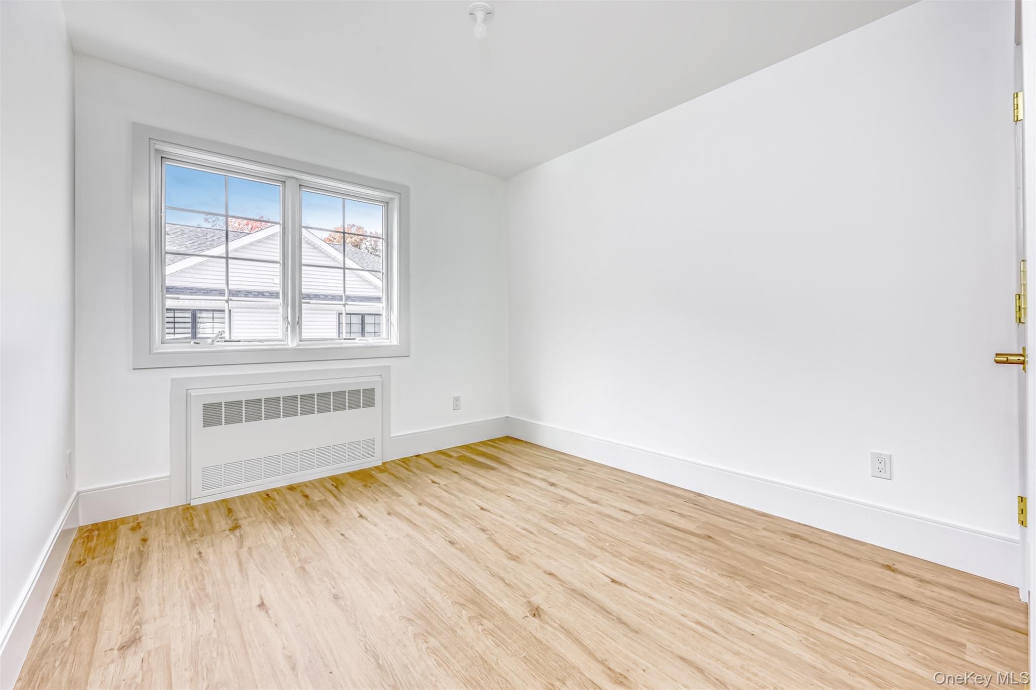 #16 photo, 38 Silverwood Circle, Suffern , NY 10901