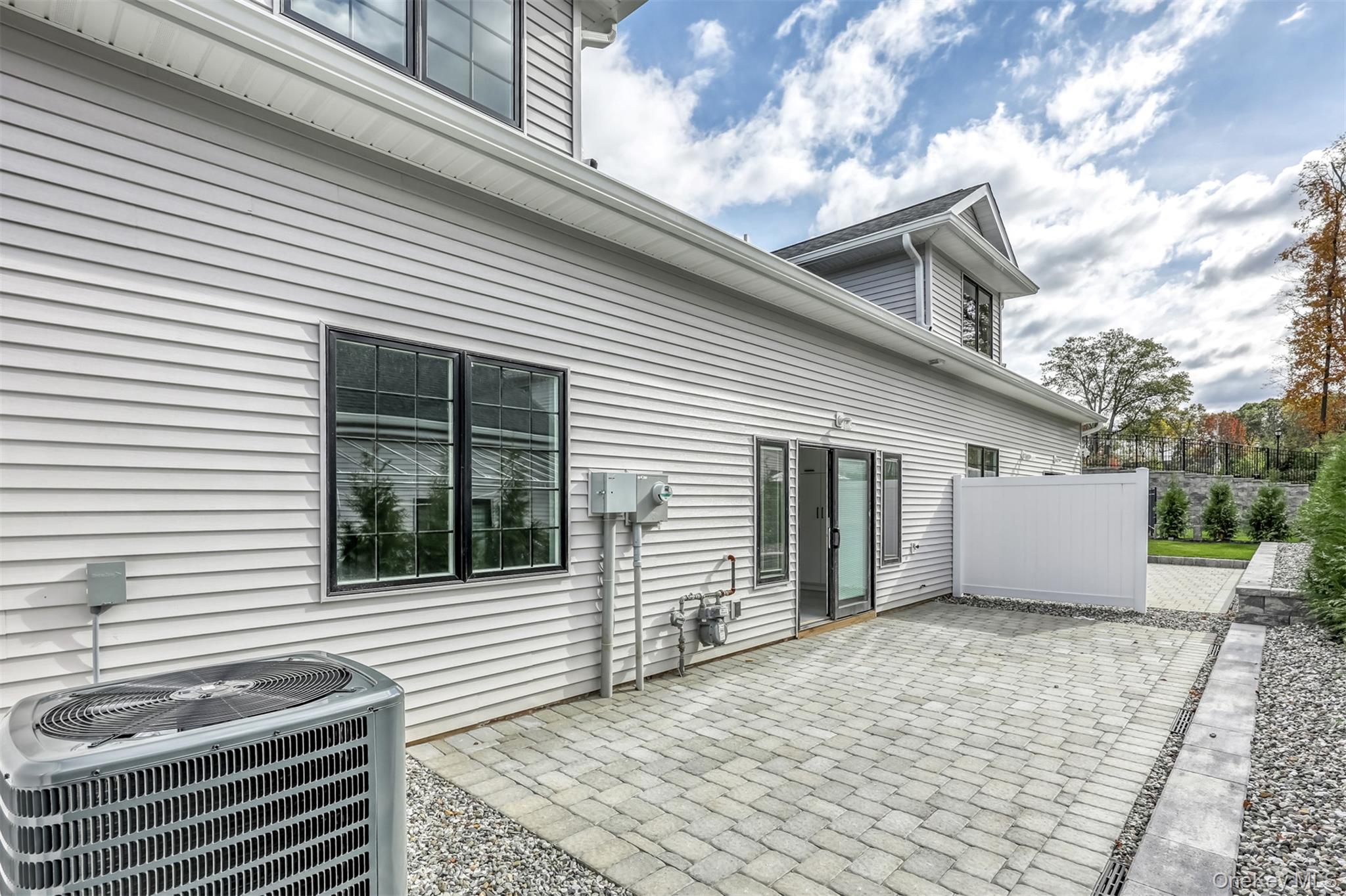 #19 photo, 38 Silverwood Circle, Suffern , NY 10901