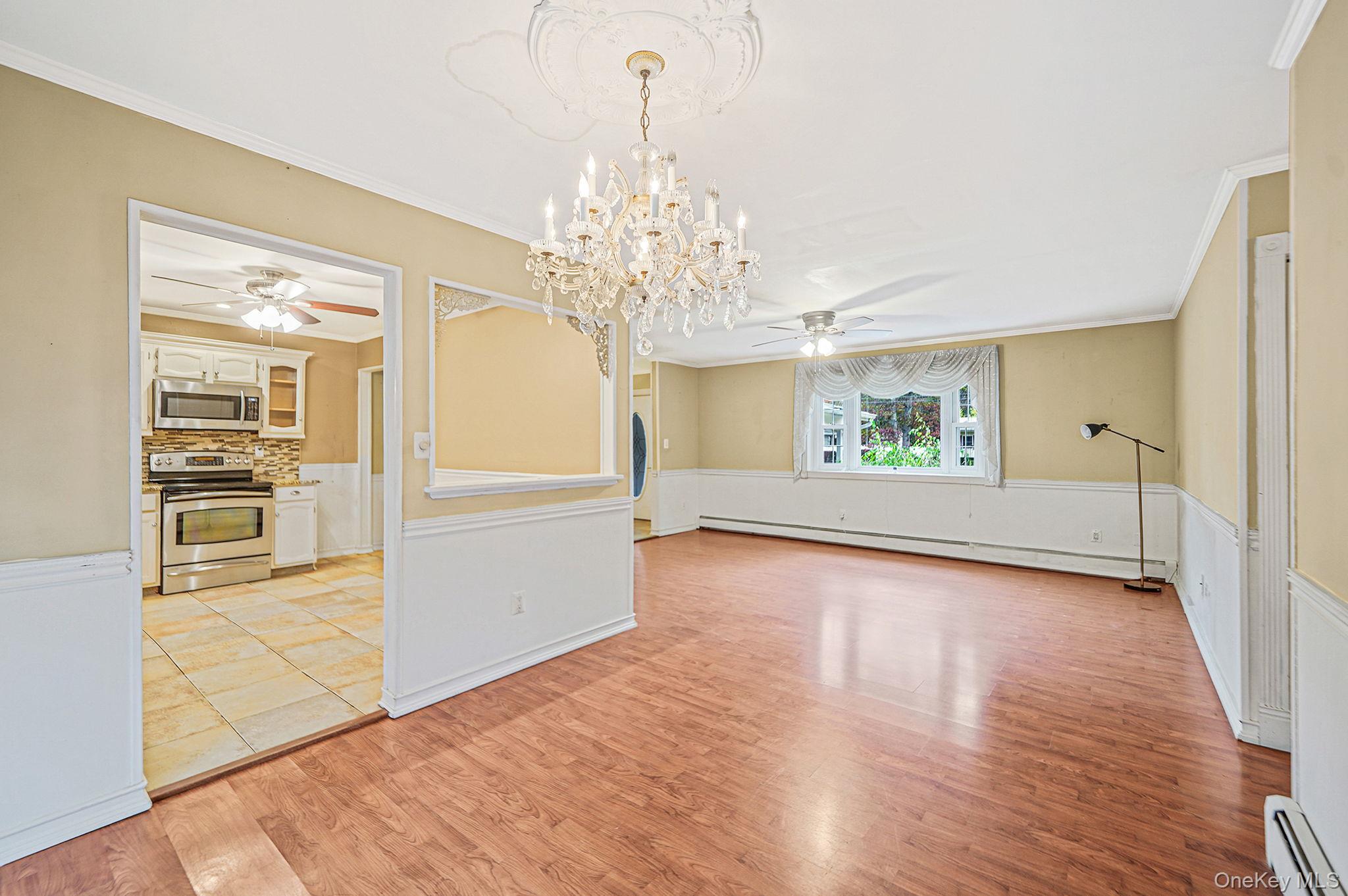 #11 photo, 206 Crestwood Drive, Shirley , NY 11967