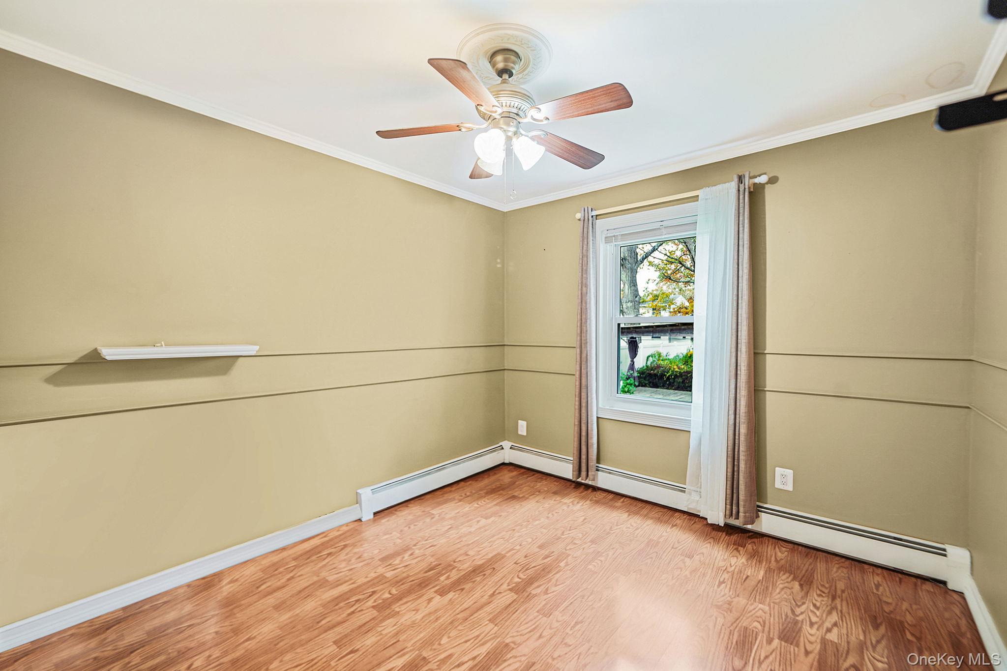 #17 photo, 206 Crestwood Drive, Shirley , NY 11967