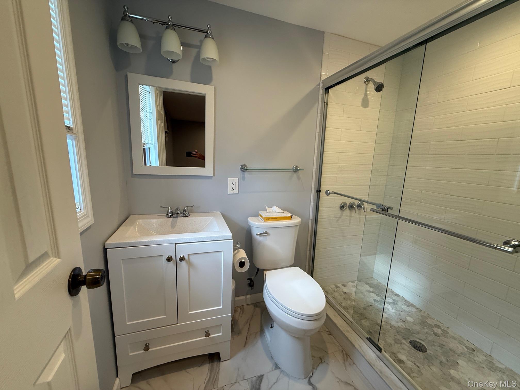 #19 photo, 198 Guildford Court, West Hempstead , NY 11552