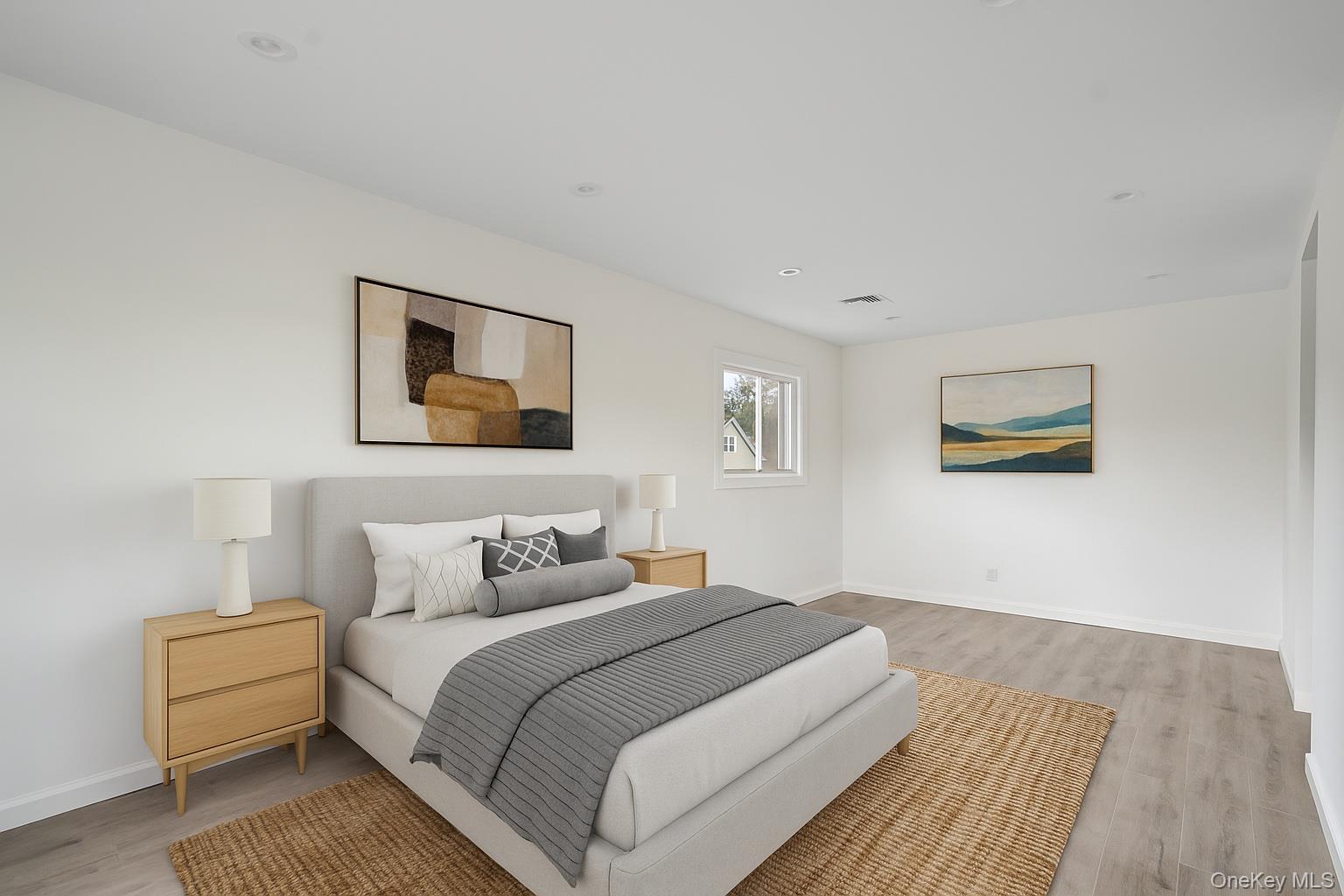 #8 photo, 1269 Dekoven Street, Rockville Centre , NY 11570