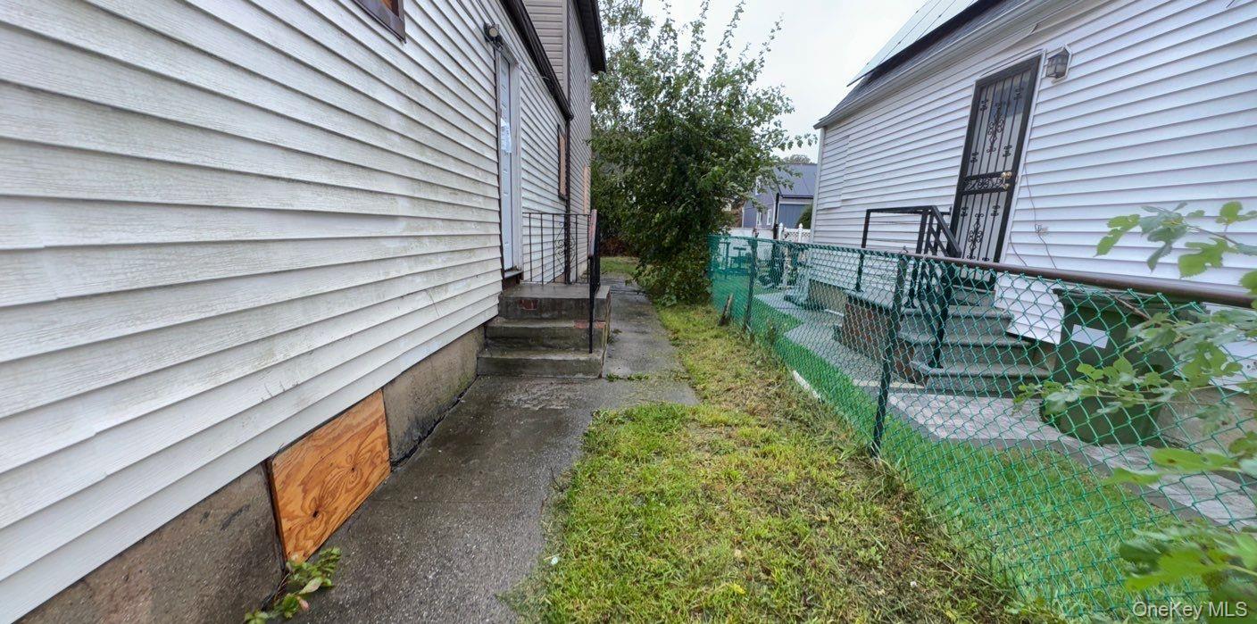 #12 photo, 114-88 177th Place, クイーンズ区 Saint Albans , NY 11434