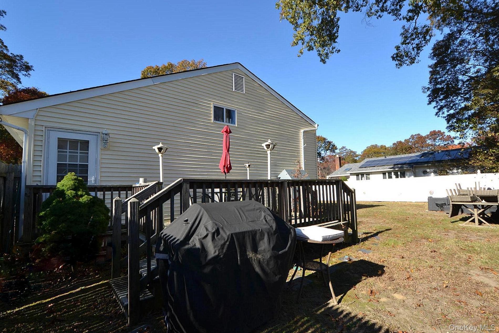 #6 photo, 47 Midway Street, サフォーク郡 Patchogue , NY 11772