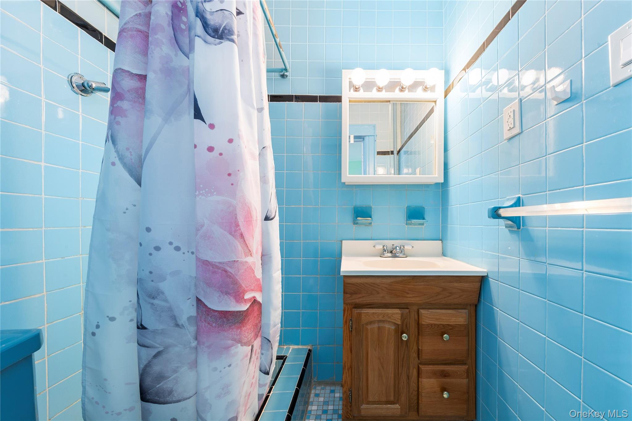 #9 photo, 3005 48th Street, クイーンズ区 Astoria , NY 11103