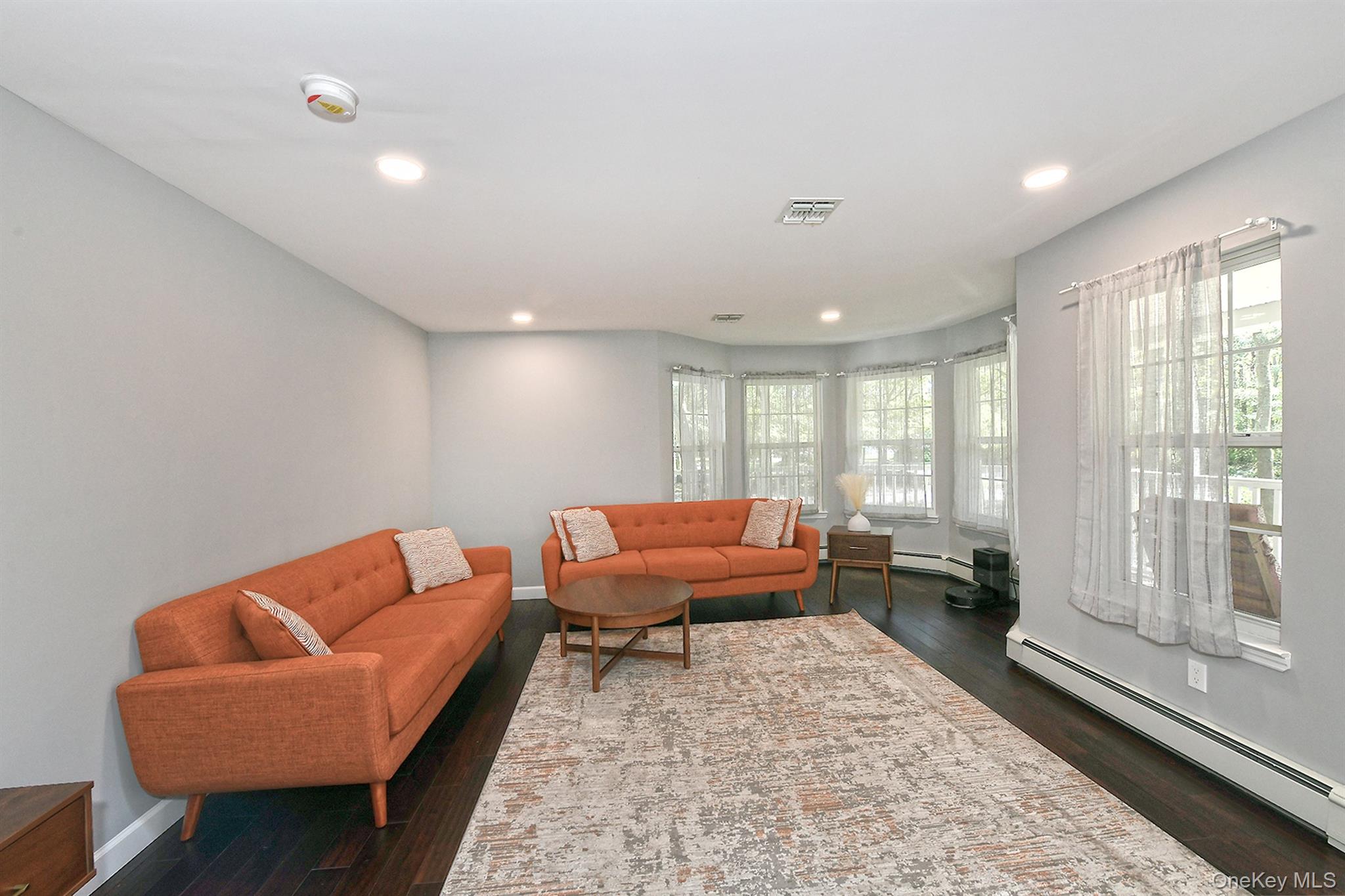 #11 photo, 187 Robinson Avenue, サフォーク郡 Medford , NY 11763