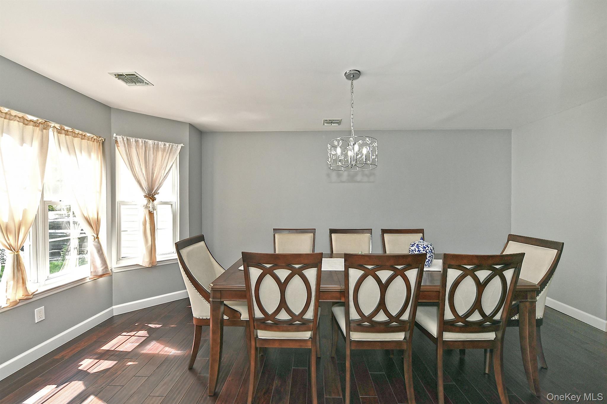 #13 photo, 187 Robinson Avenue, サフォーク郡 Medford , NY 11763