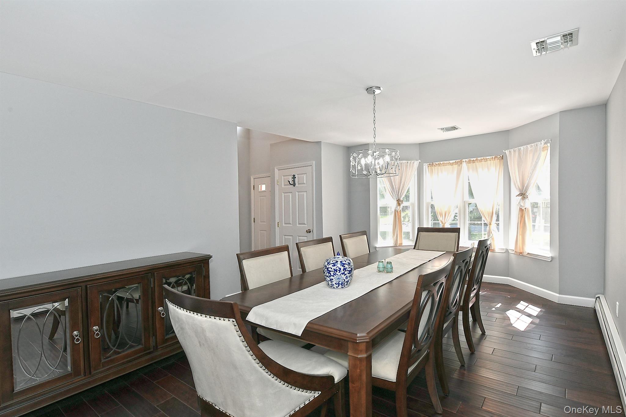 #14 photo, 187 Robinson Avenue, サフォーク郡 Medford , NY 11763