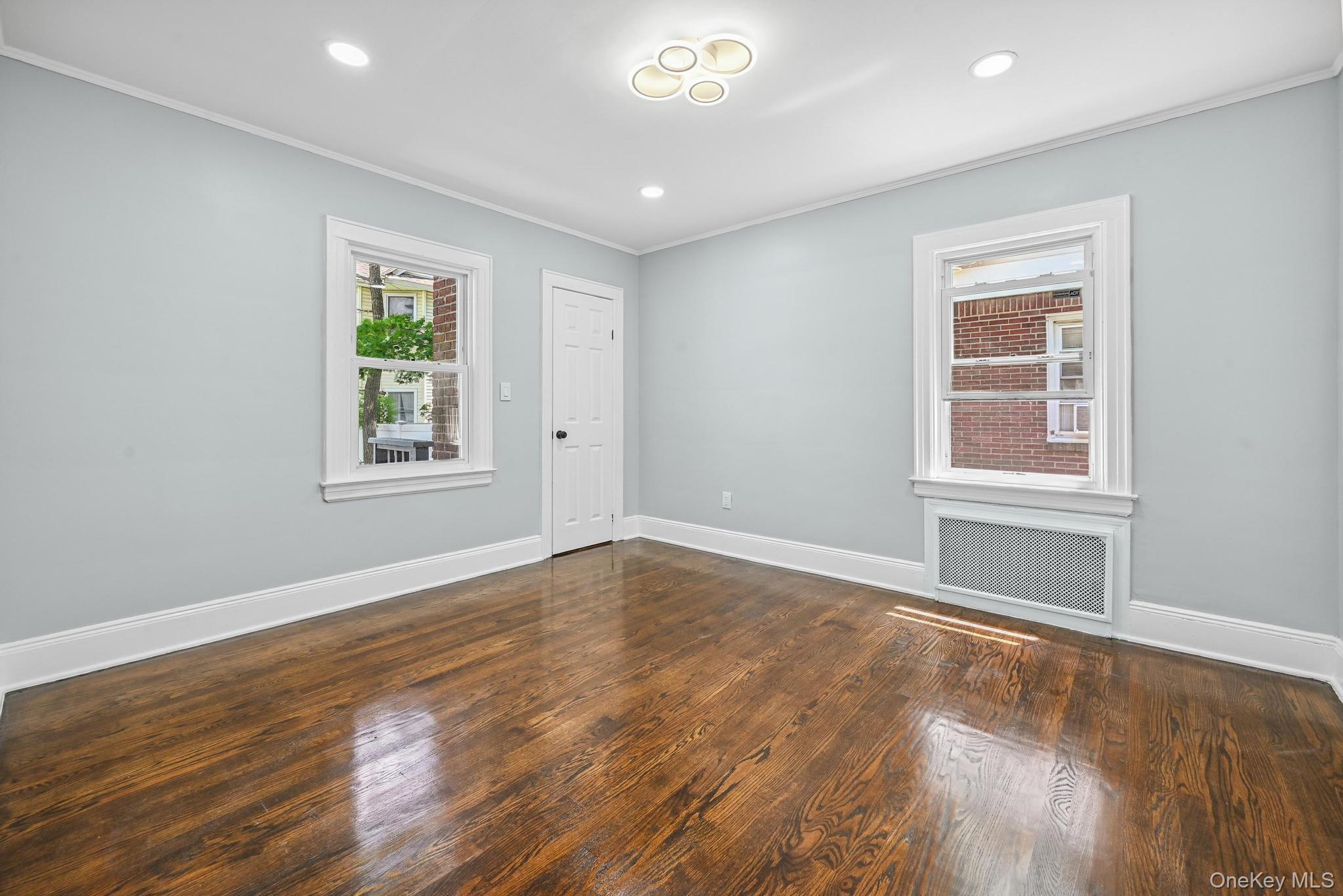 #19 photo, 73 Broadway, ナッソー郡 Valley Stream , NY 11580