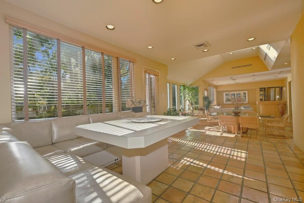 #12 photo, 52 Glenwood Lane, ナッソー郡 East Hills , NY 11577