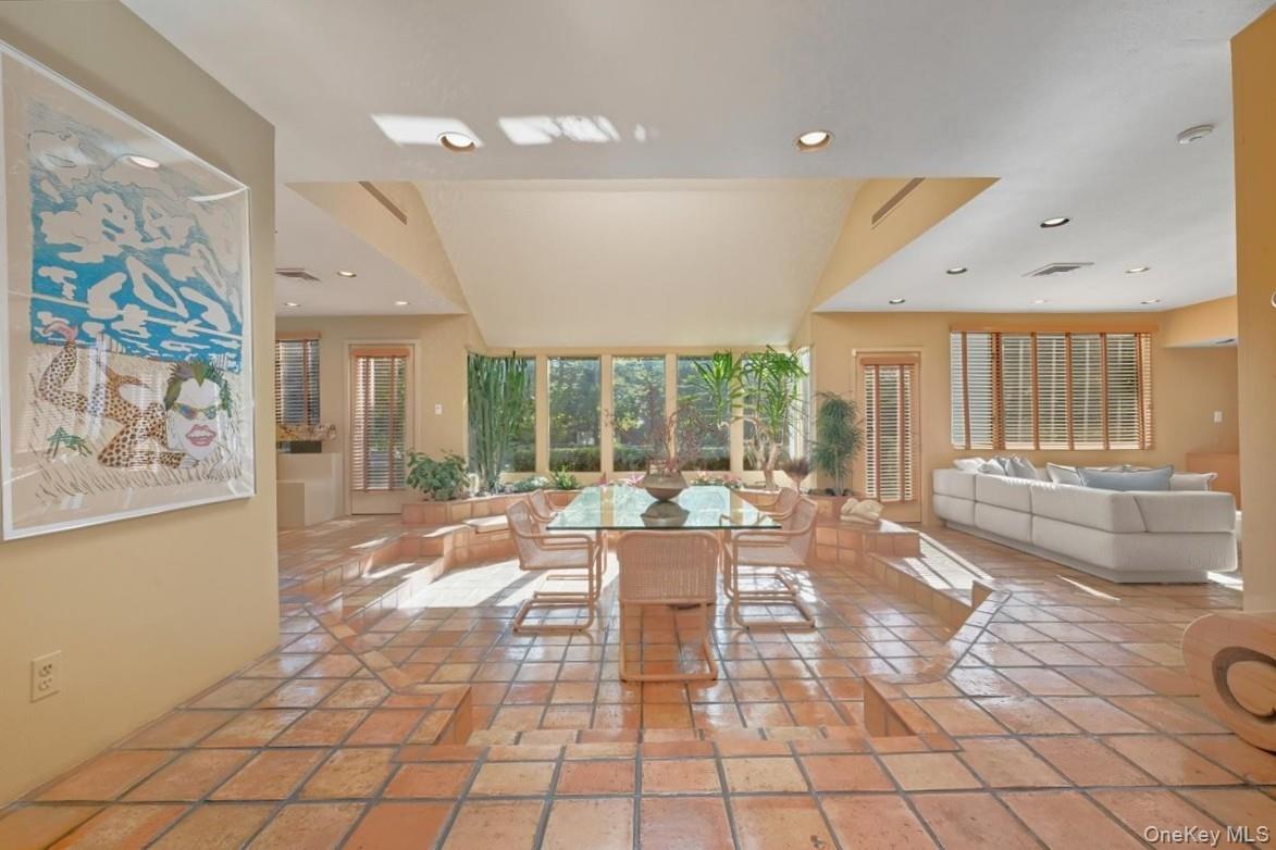 #3 photo, 52 Glenwood Lane, ナッソー郡 East Hills , NY 11577