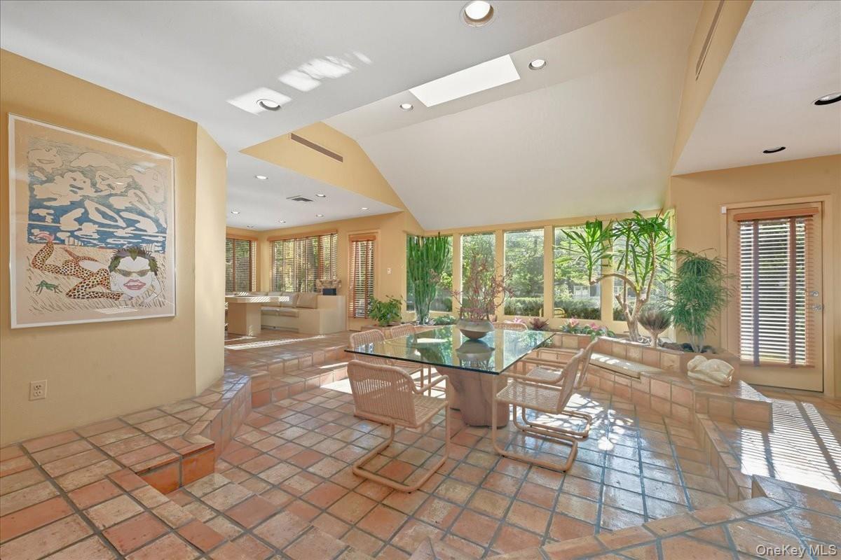 #4 photo, 52 Glenwood Lane, ナッソー郡 East Hills , NY 11577