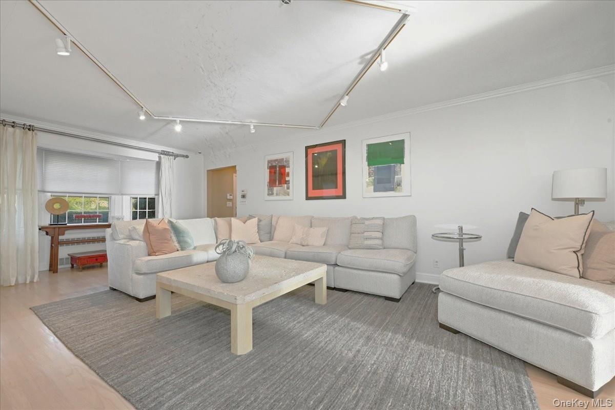 #7 photo, 52 Glenwood Lane, ナッソー郡 East Hills , NY 11577