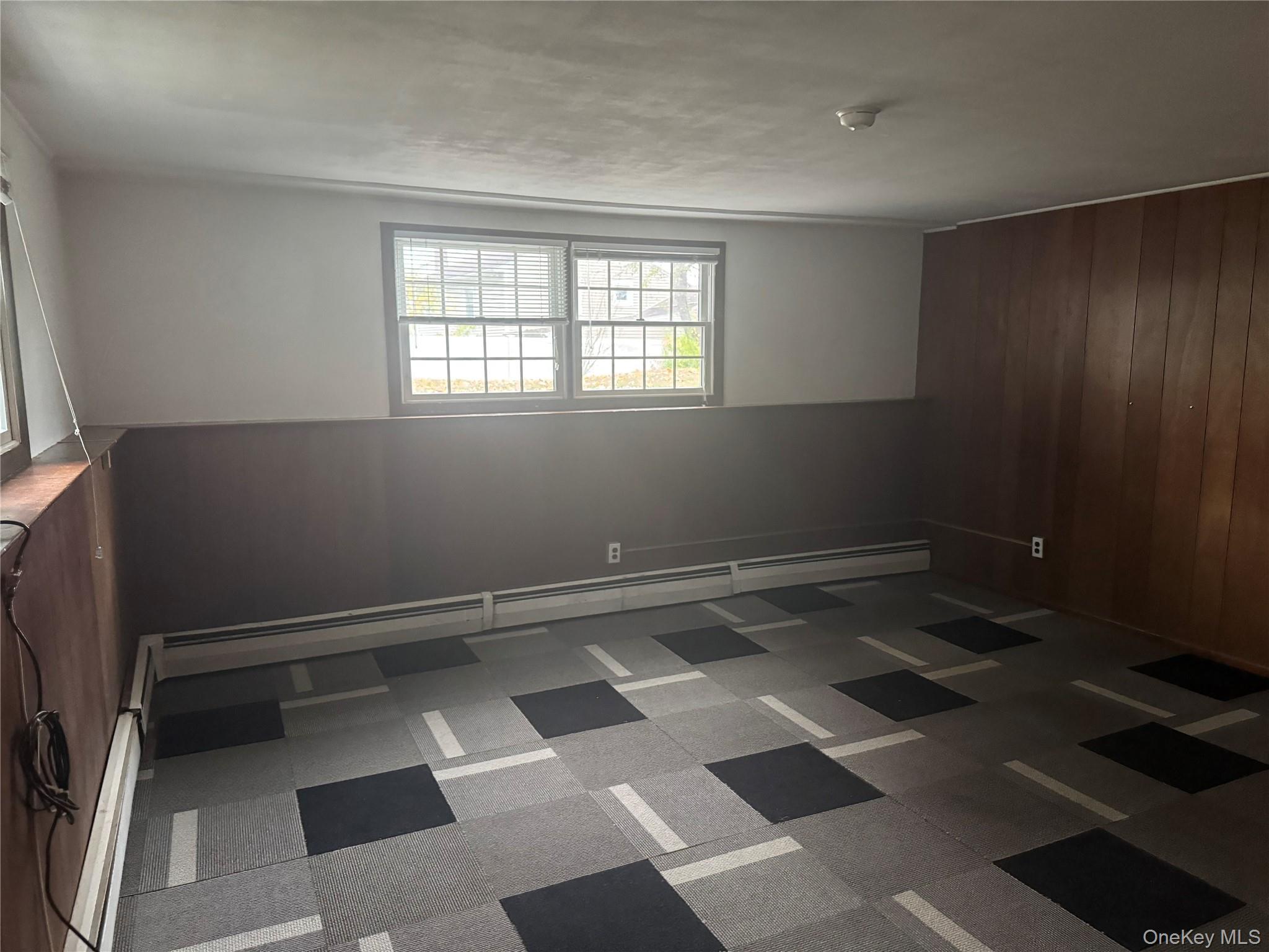 #19 photo, 91 8th Ave, Kings Park , NY 11754