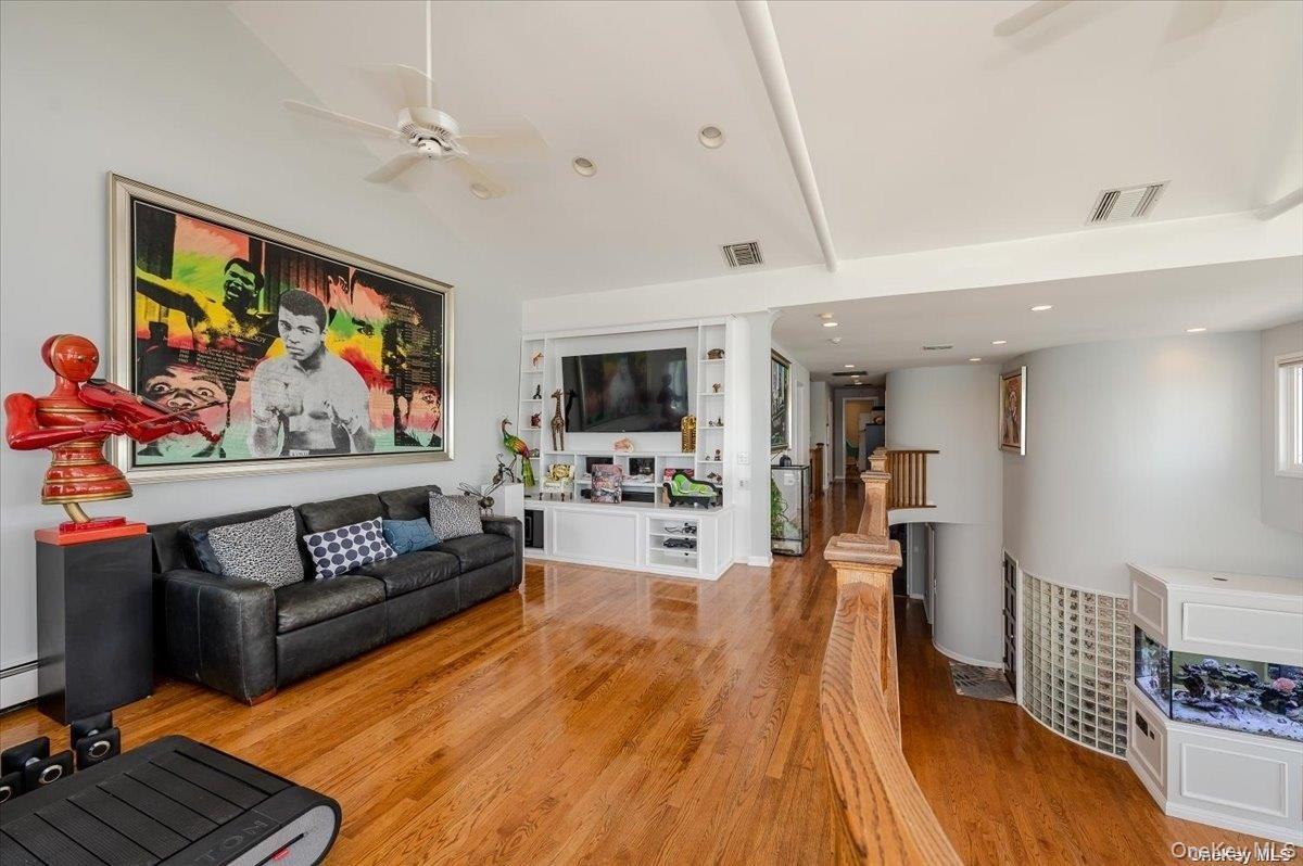 #18 photo, 94 Heron Street, ナッソー郡 Long Beach , NY 11561