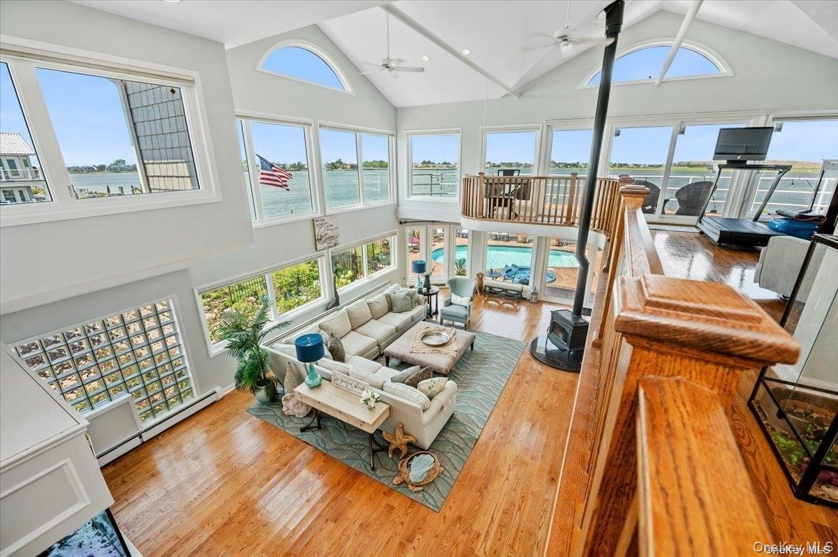 #8 photo, 94 Heron Street, ナッソー郡 Long Beach , NY 11561