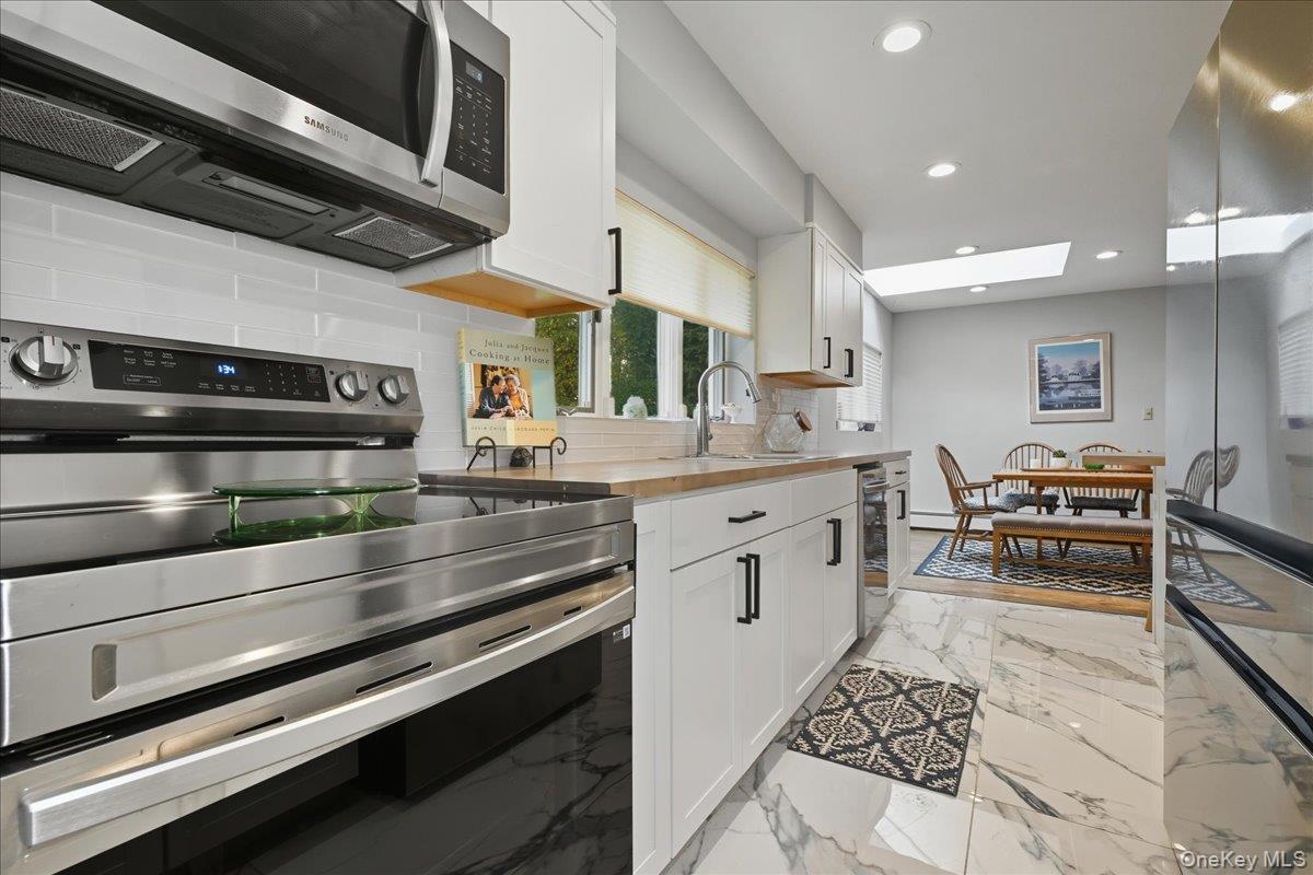 #5 photo, 16 Ridge Drive, ナッソー郡 Roslyn , NY 11576